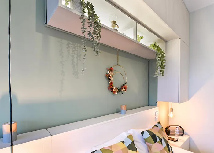 Julio Dinis Secret Retreat - By Guest Oporto